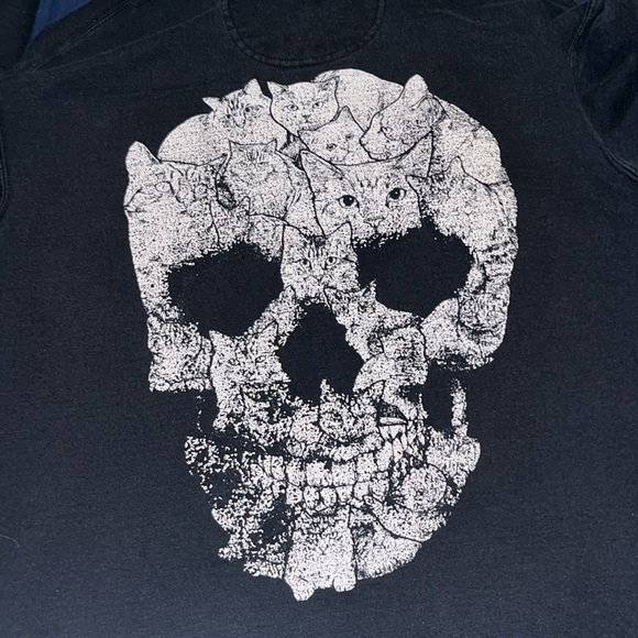 SKULLS & KITTENS HOODIE - Picture 3 of 3